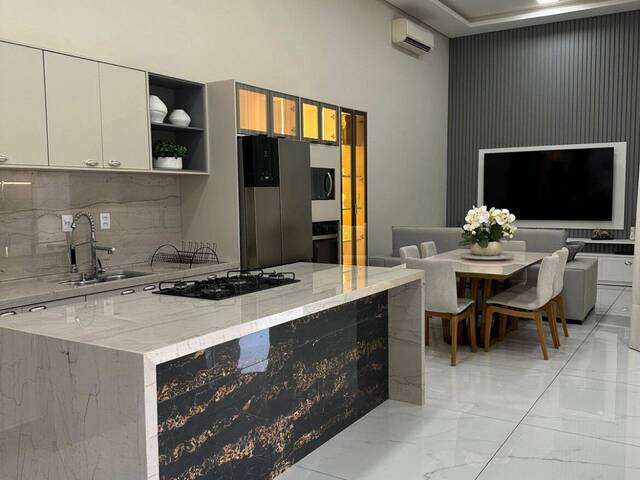 #6 - Casa para Venda em Cuiabá - MT